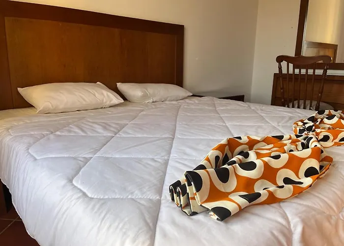 Apartment Luxury 5br With Sea View & Garden In Einbay *